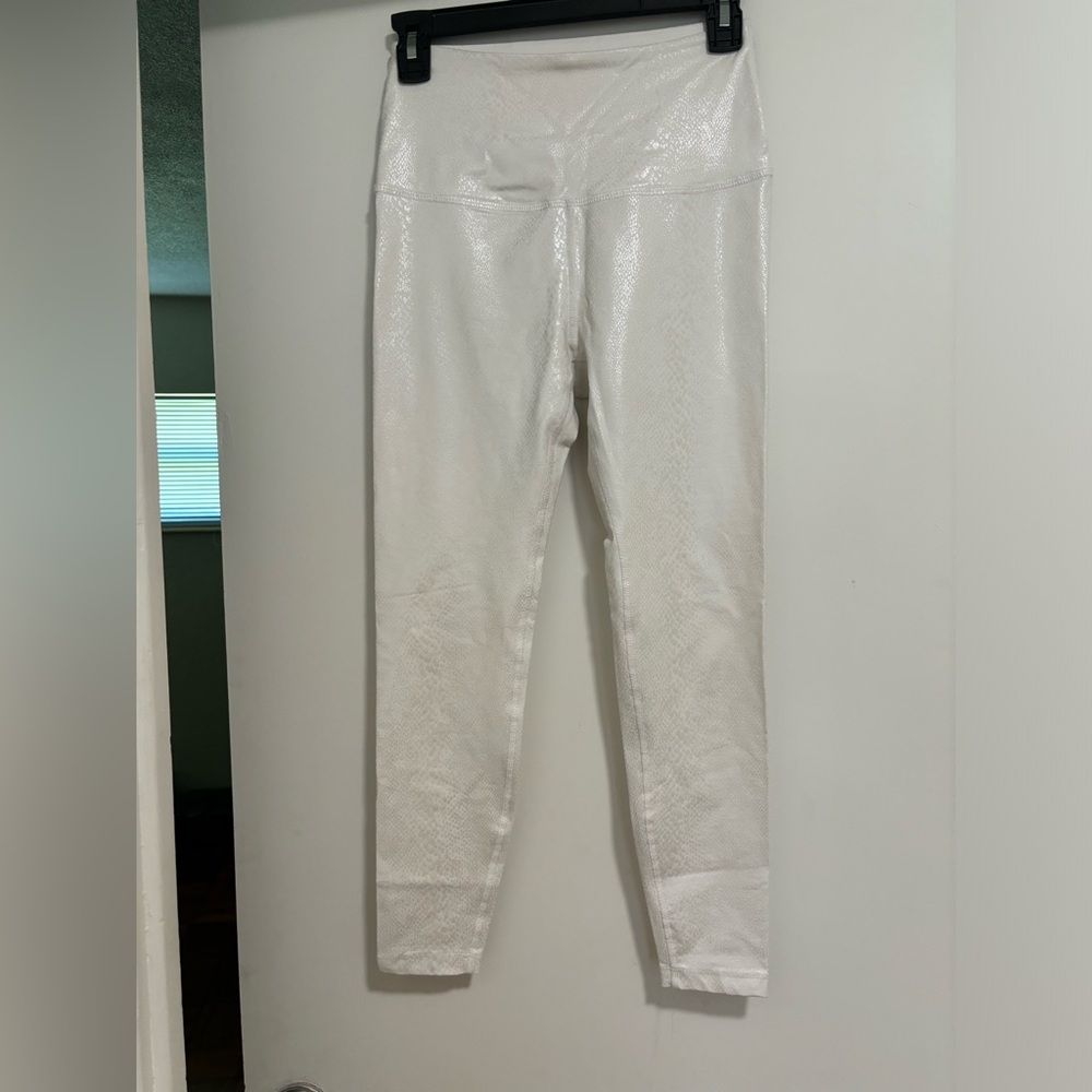 Beyond Yoga White leggings
